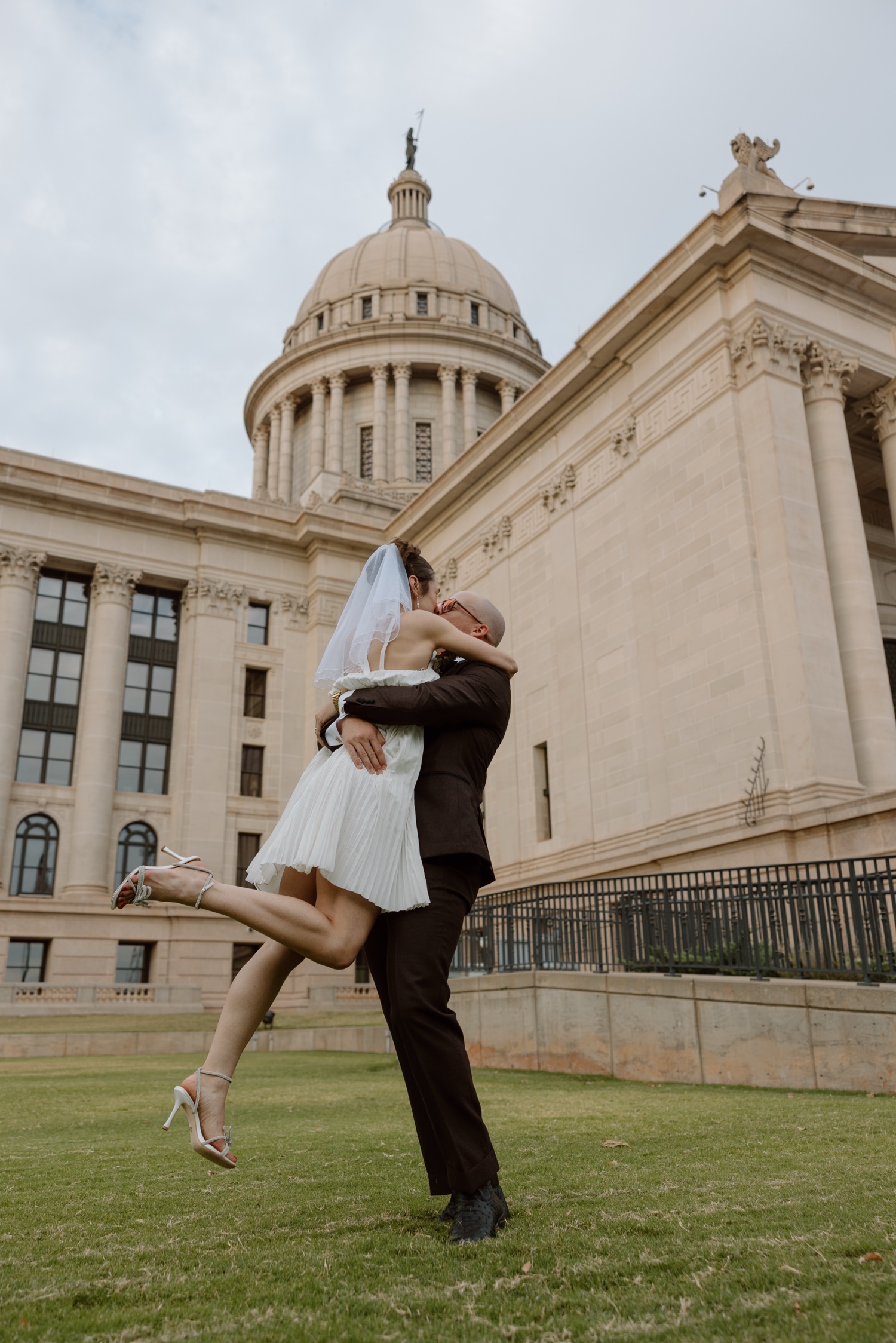 oklahoma-state-capitol-intimate-wedding-oklahoma-city